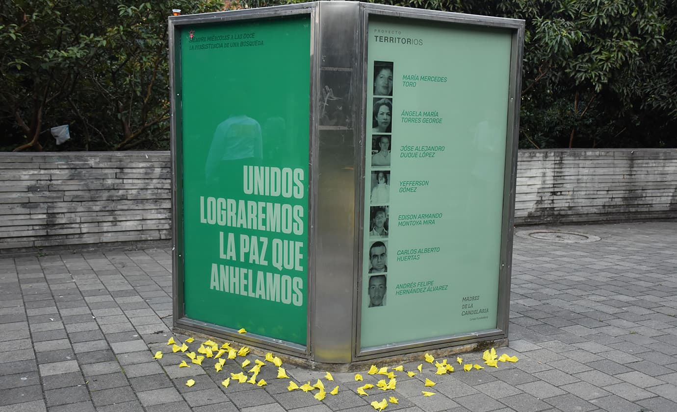 Exposición en el centro de Medellín de las de las Madres de la Candelaria