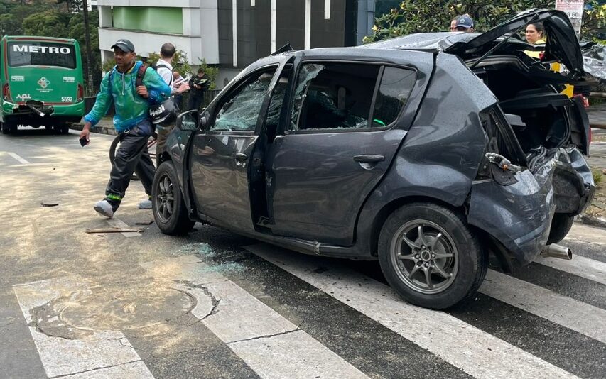 Incidente vehicular multiple ocurrio en la avenida El Poblado