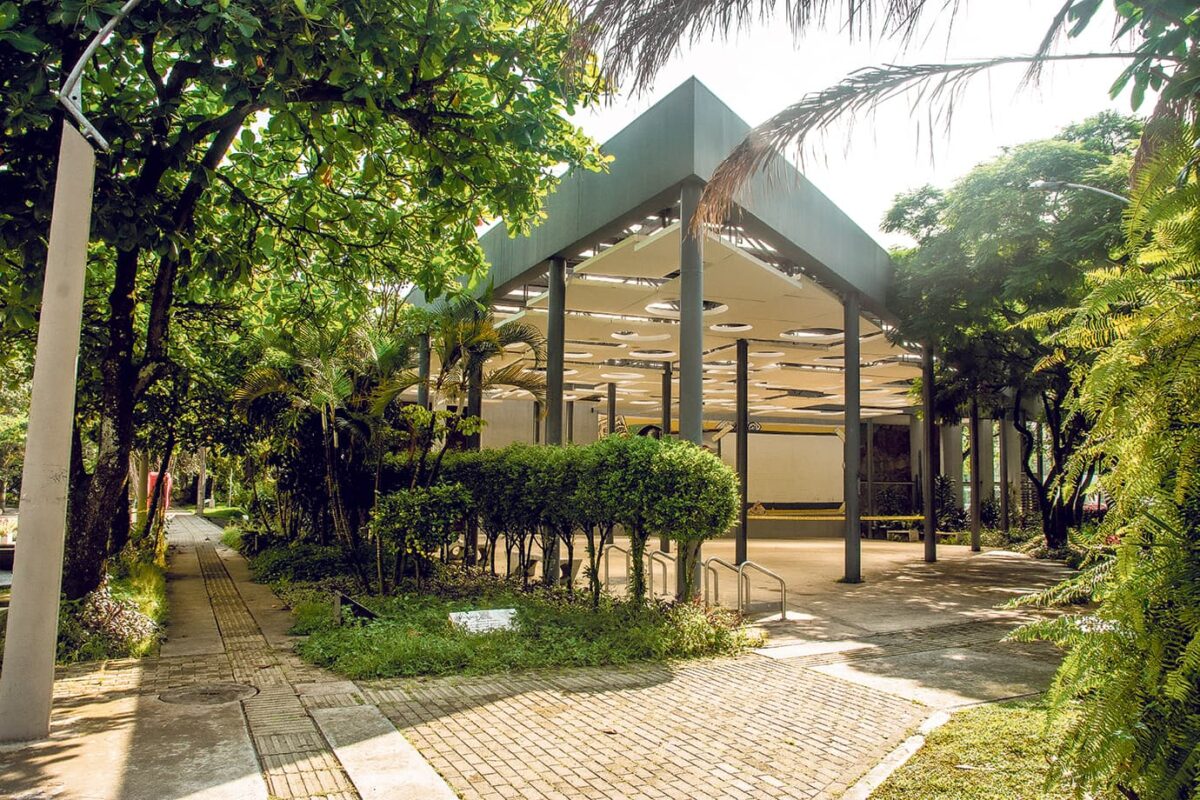 La Piloto es la única biblioteca pública en Colombia con una entidad museal registrada en el Sistema de Información de Museos de Colombia, dicen con orgullo. 