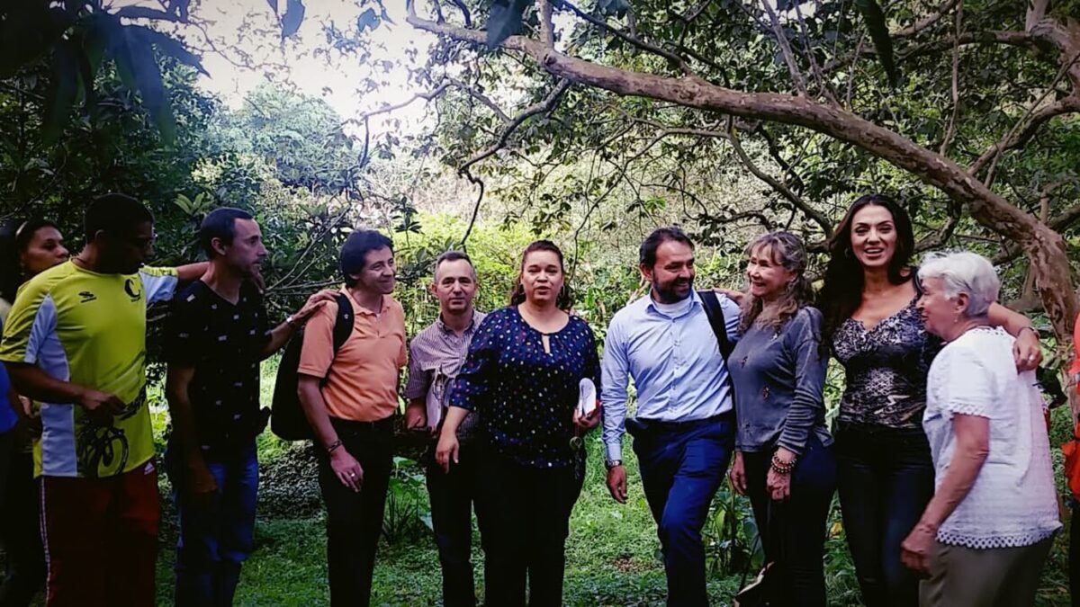 El 24 de junio de 2017, usuarios del acueducto de Los González se tomaron el predio donde está el nacimiento, logrando parar un proyecto de vivienda que ya tenía licencia.