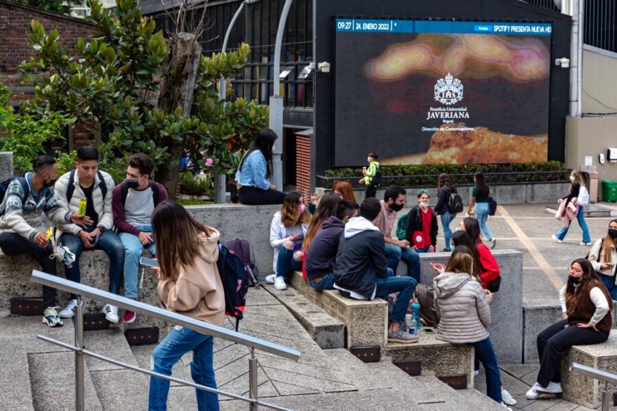 La Universidad Javeriana abre sus programas de educación continua en Antioquia