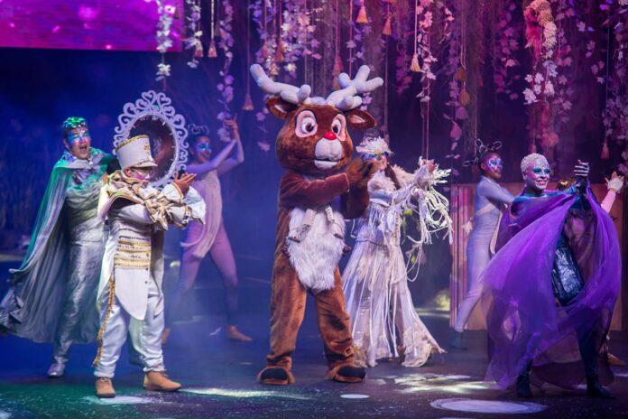 Rudolph trae la Navidad a El Tesoro