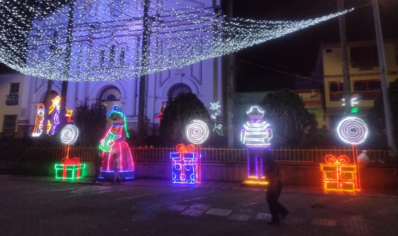 EPM enciende los alumbrados navideños en Antioquia