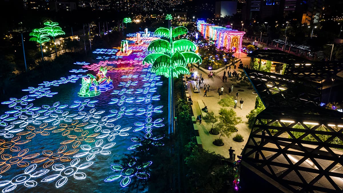 Alumbrados de Medellín en horario especial Este 31 de diciembre