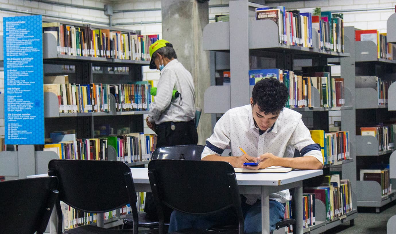 Horarios de las bibliotecas públicas en vacaciones en Medellín