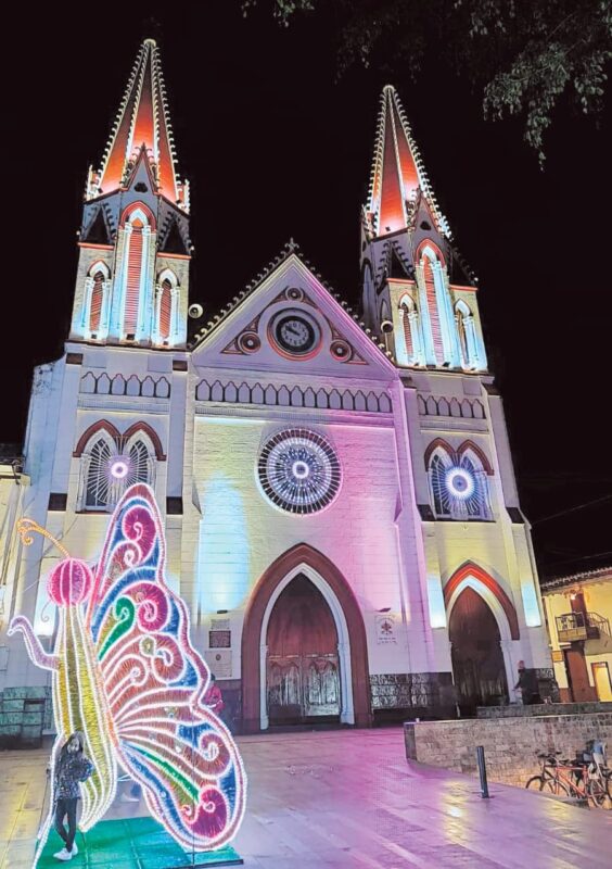 Alumbrado navideño en La Ceja Antioquia