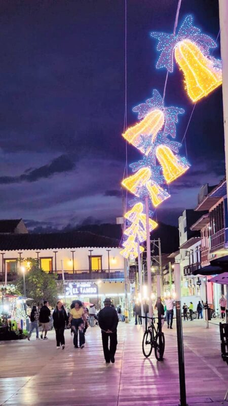 Alumbrado navideño en La Ceja Antioquia