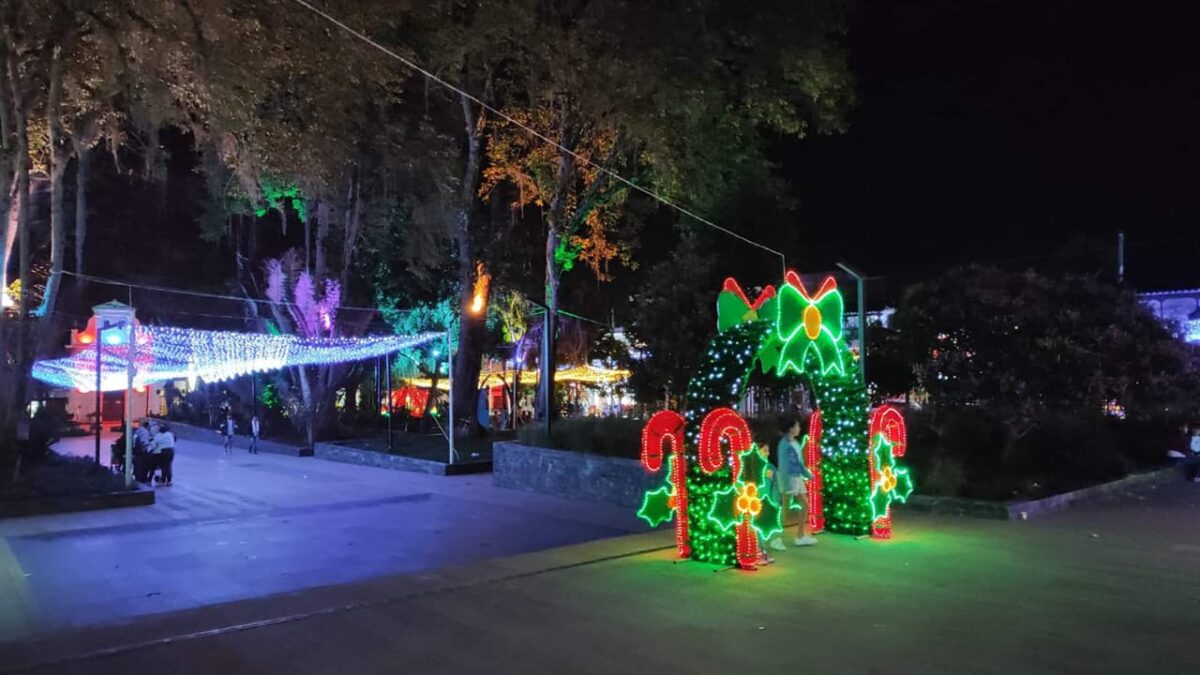 Alumbrado navideño en La Ceja Antioquia