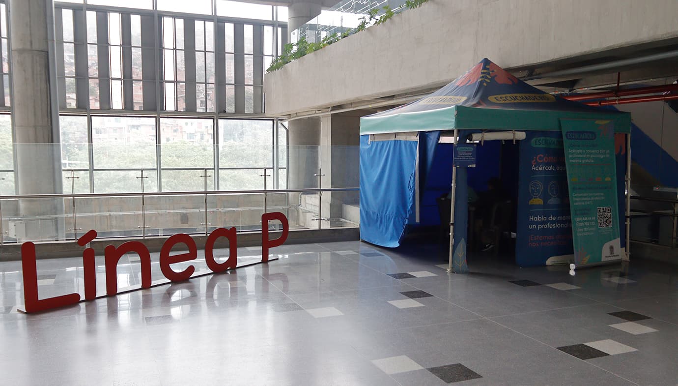 Metro de Medellín se ofrece atención de salud mental