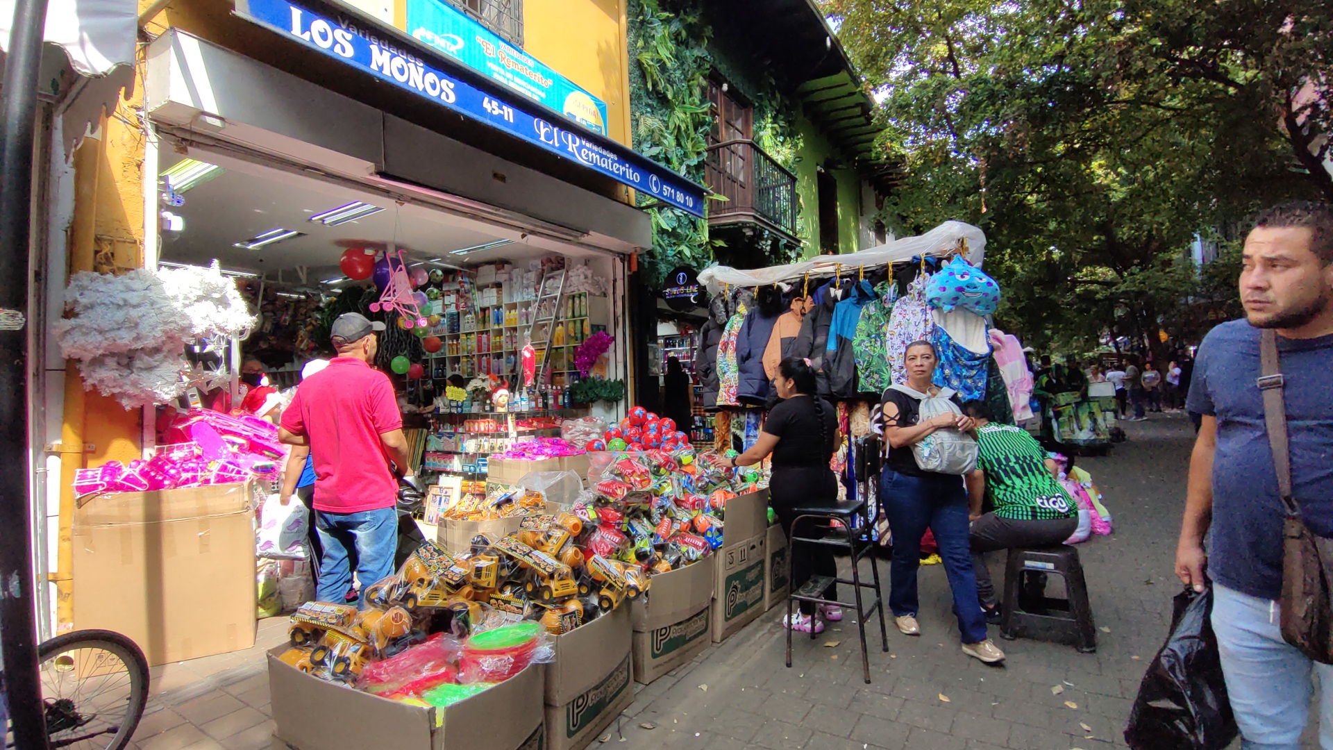 Ventas en el Centro de Medellín por Navidad y fin de año 2022