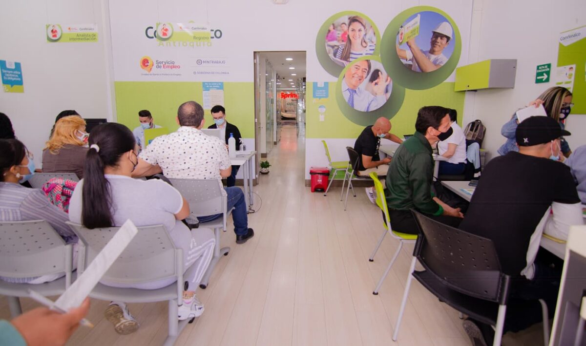 438 vacantes ofrece la Agencia de Empleo de Comfenalco Antioquia