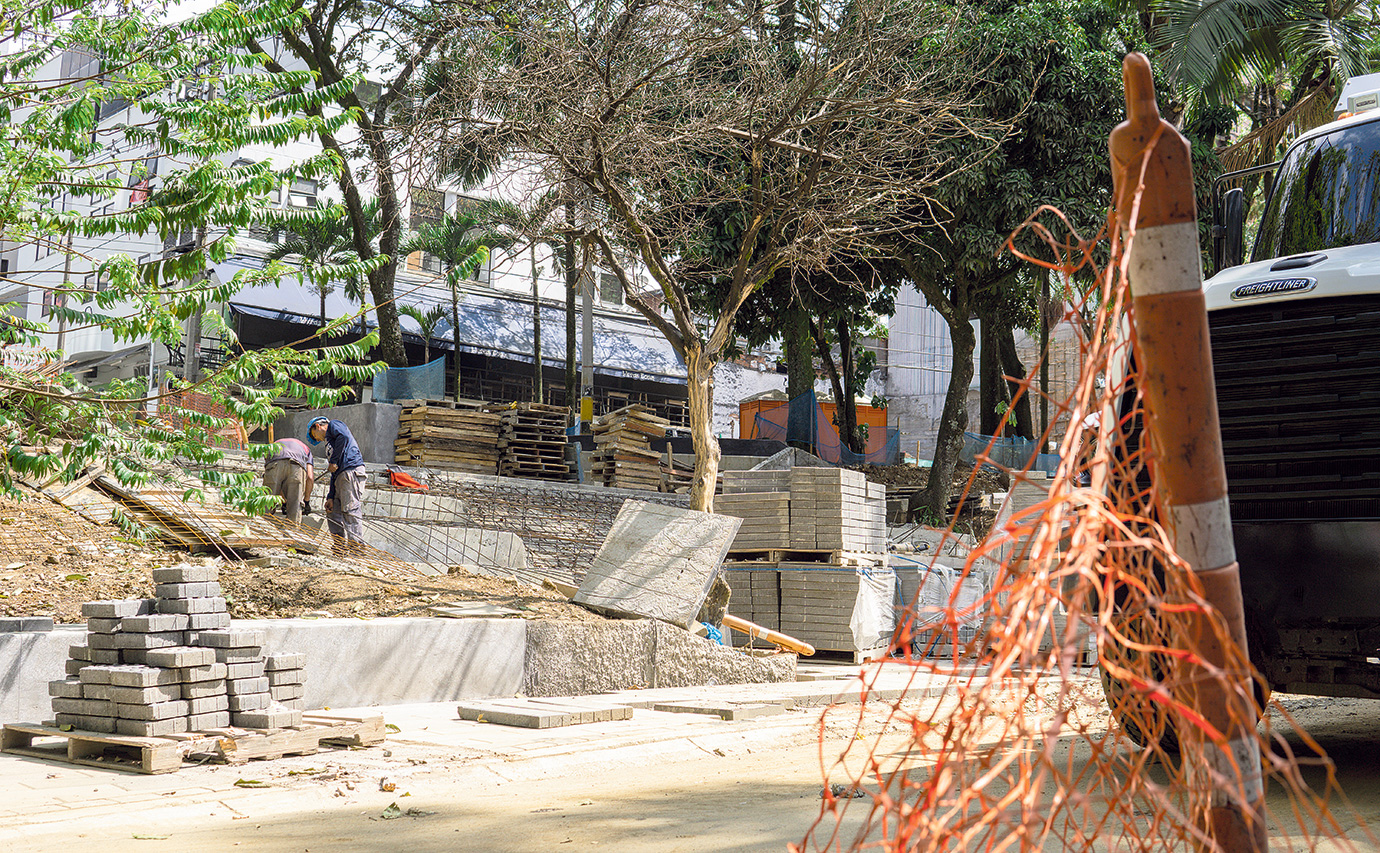 Retrasos en parque Lleras: calvario general