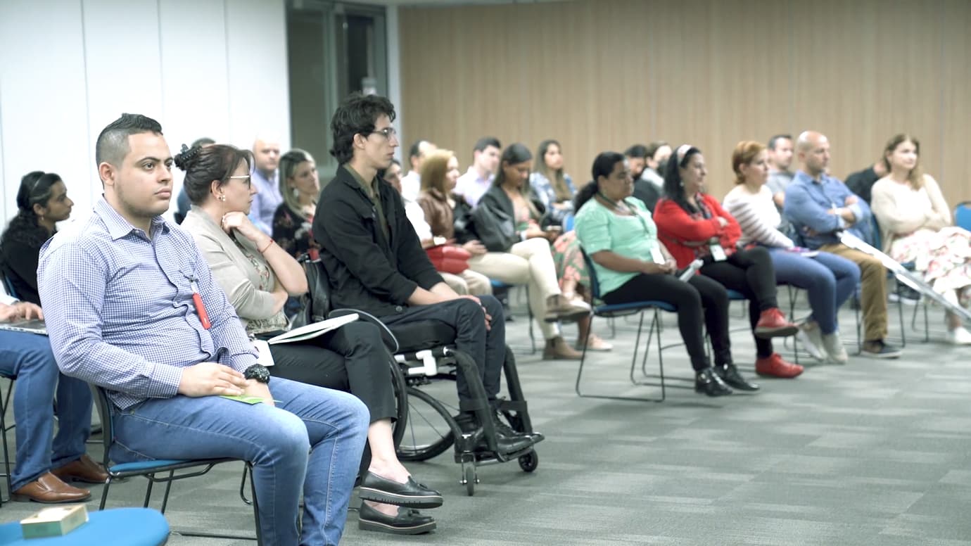 EPM tiene profesionales con discapacidad en diferentes cargos