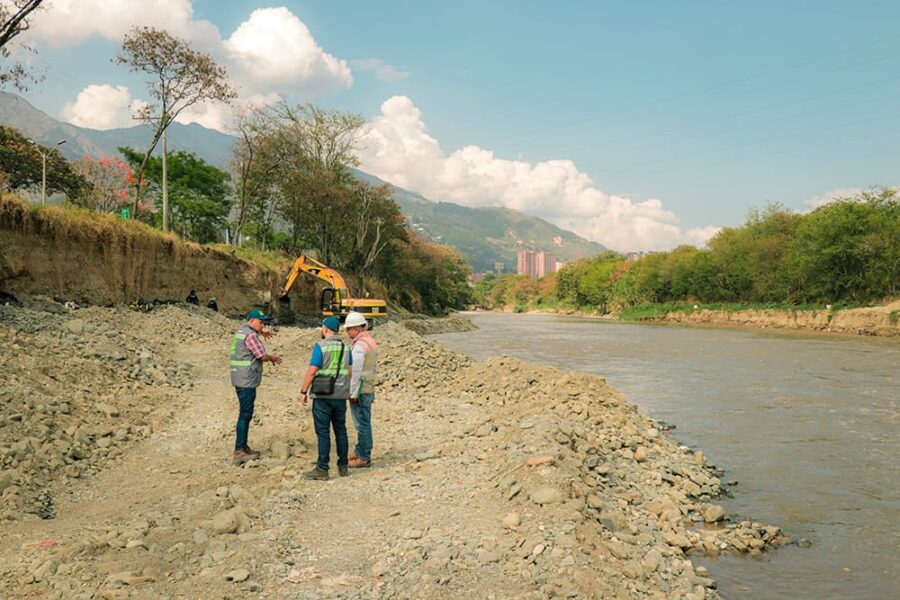 En laderas del río Medellín Estudio revelará las obras de mitigación
