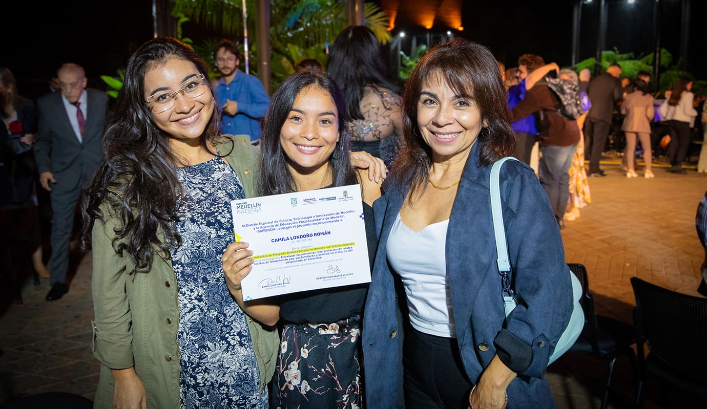 Las mujeres investigadoras han sido premiadas en Medellín