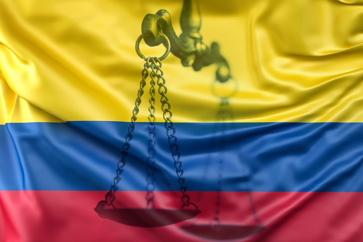 Pesos y contrapesos en Colombia