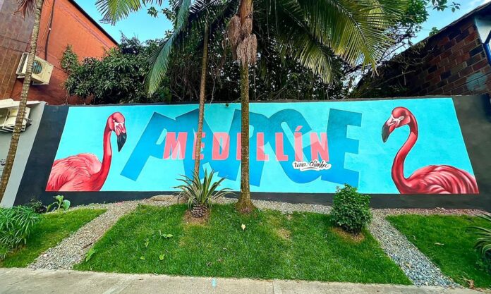 Mural en el sector de Manila Tres meses y sigue invicto