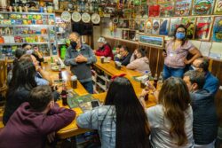Cafetería La Especial, con su exclusivo chorizo de punta, preparado por sus propietarios