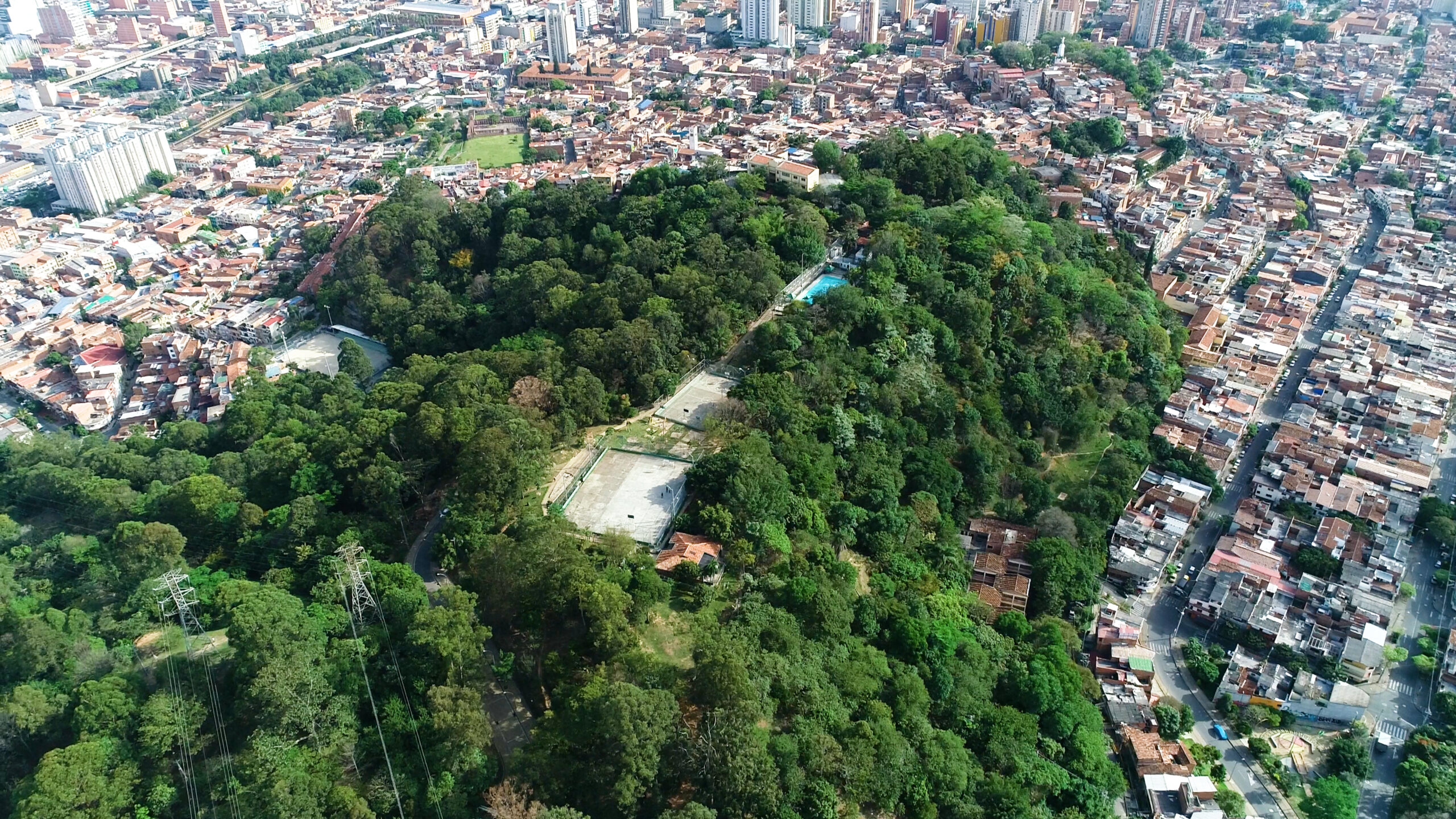 Guía para proteger los ecosistemas estratégicos de Medellín, durante Semana Santa