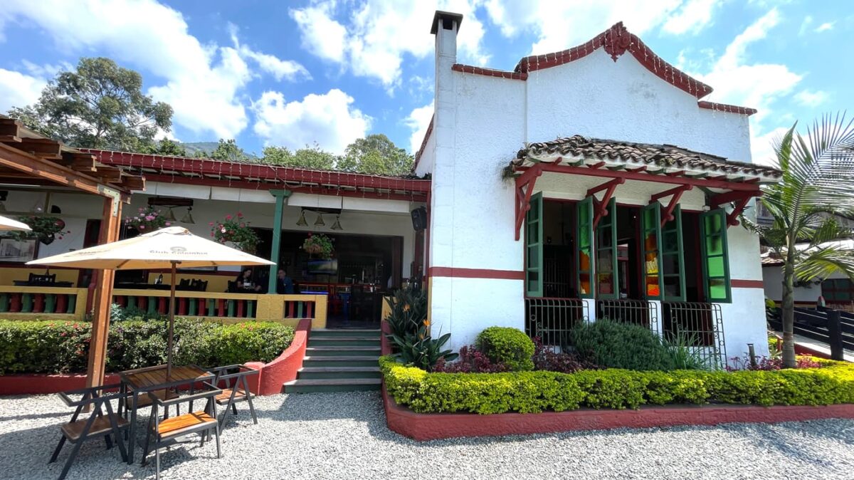 Una invitación: celebrar el Día del Padre en Marmoleo
