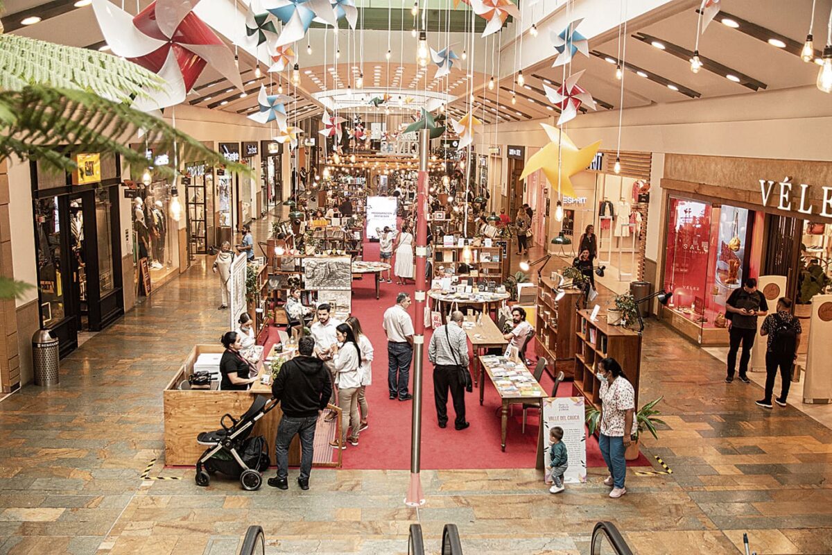 Llega la feria Cultura y Libros El Tesoro