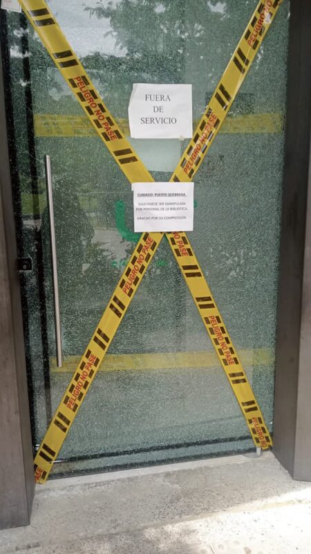 Puerta quebradaen UVA Ilusión Verde, en el sector de El Tesoro