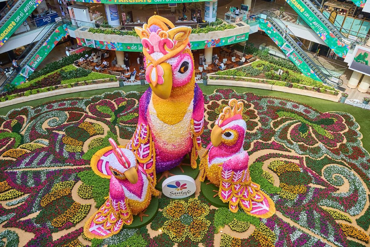 tapete de flores del Centro Comercial Santafé