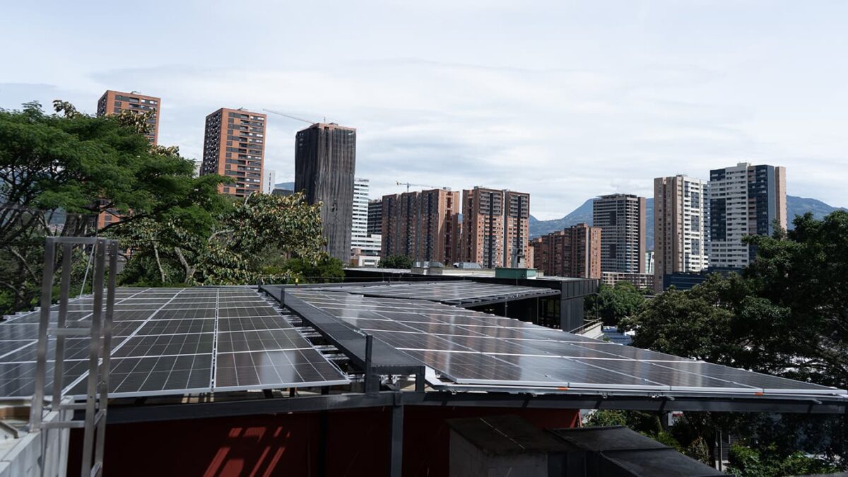 Telemedellín funcionará con energía solar