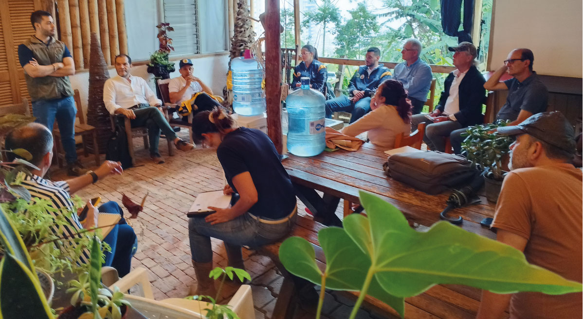 Comité cívico de obra Corregimiento Santa Elena El Tesoro deslizamientos
