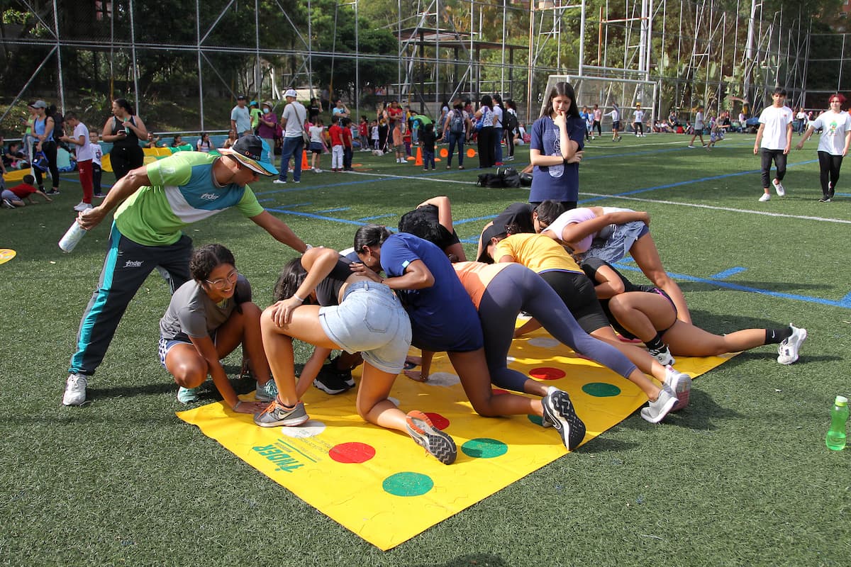 INDER realiza vacaciones recreativas en los barrios de Medellín, durante la semana de receso escolar 2