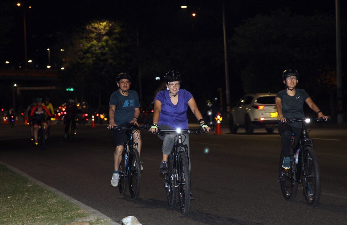 Ciclovía nocturna