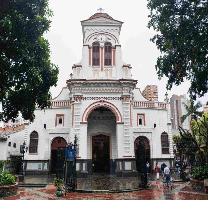 Parque Simón Bolívar Sabaneta Santuario María Auxiliadora Aburrá Sur