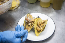 Manila Taqueria receta 2 temporada de tacos - (2)