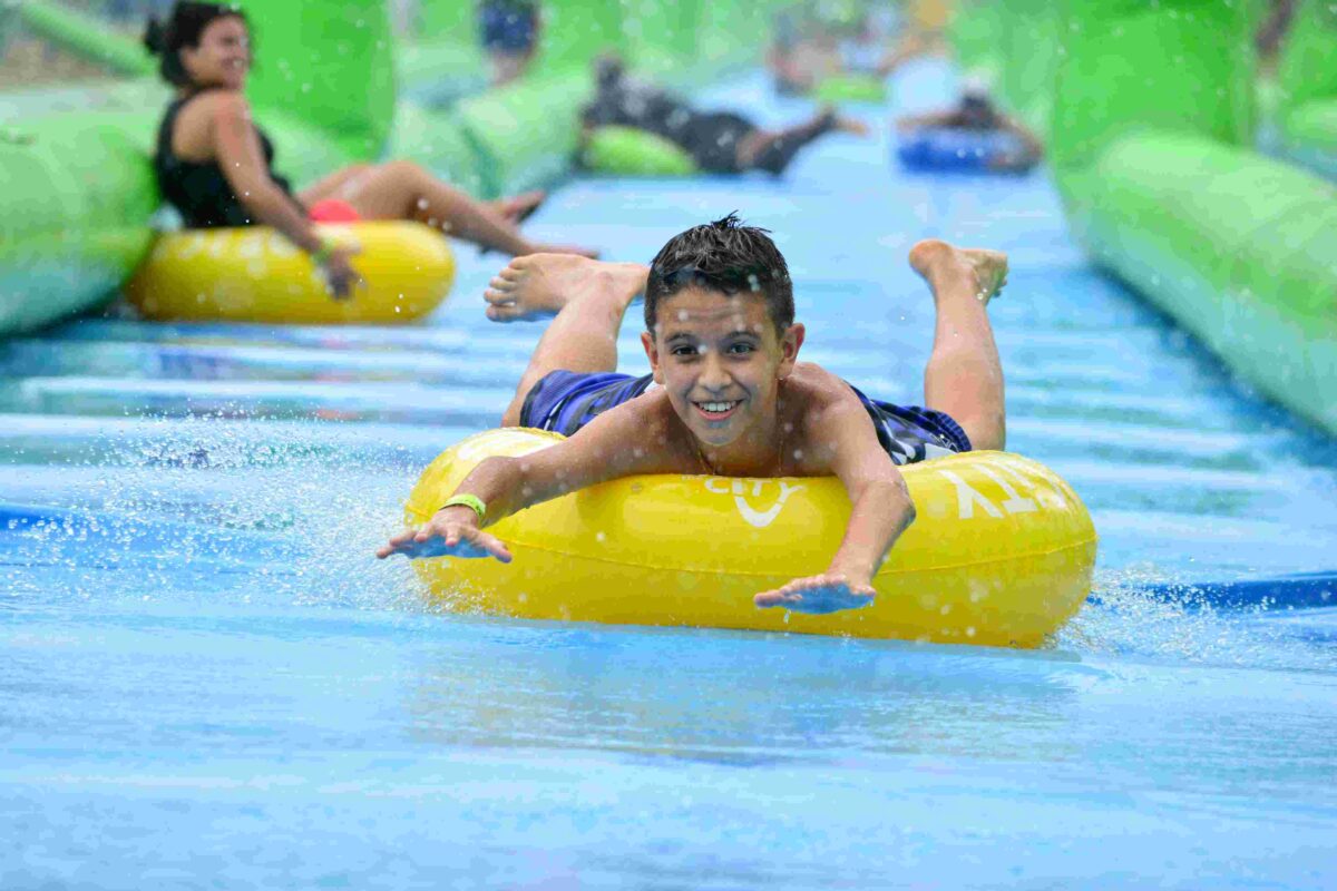 ola de calor verano piscinas aire libre