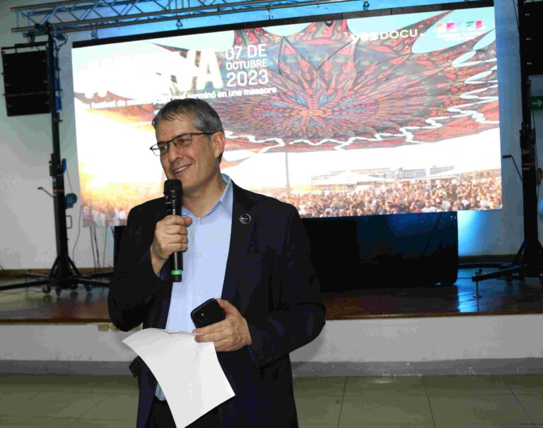 Embajador de Israel presentó documental en El Poblado