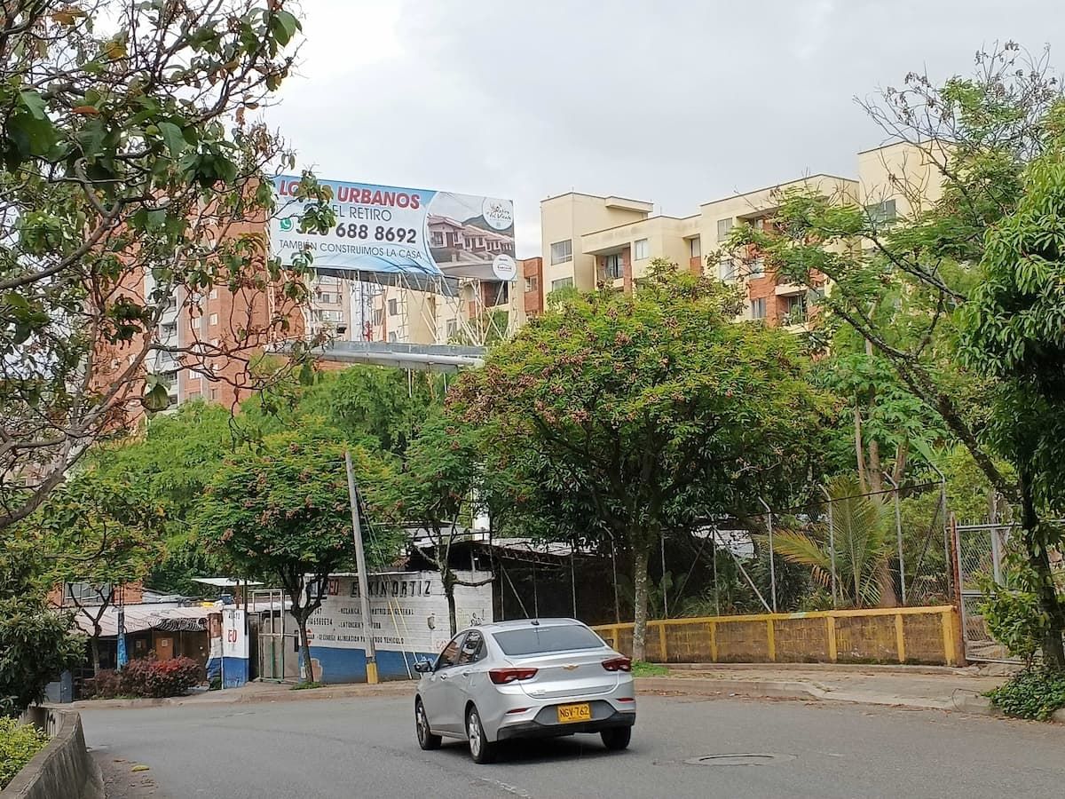 Envigado El Retiro lotes urbanos