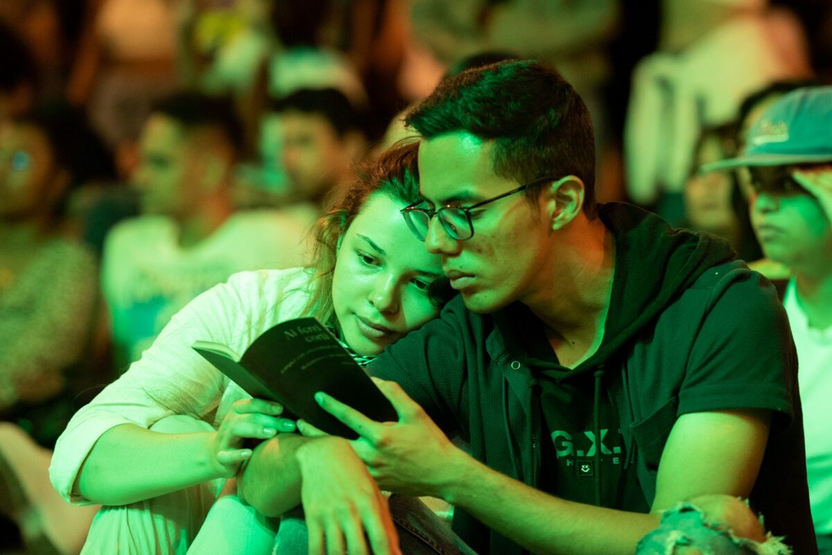 Acampada literaria, cultural y artistica, en la 16 Parada Juvenil de la Lectura