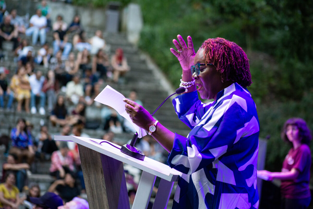 Poetas encuentro internacional