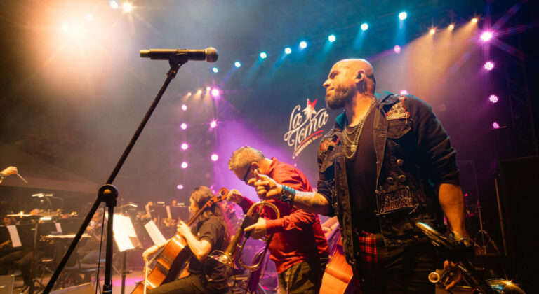 La Toma Filarmónica, primer concierto de POBLEMOS
