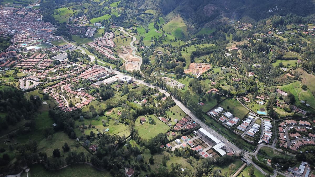 Foto aerea de El Retiro (1) (1)