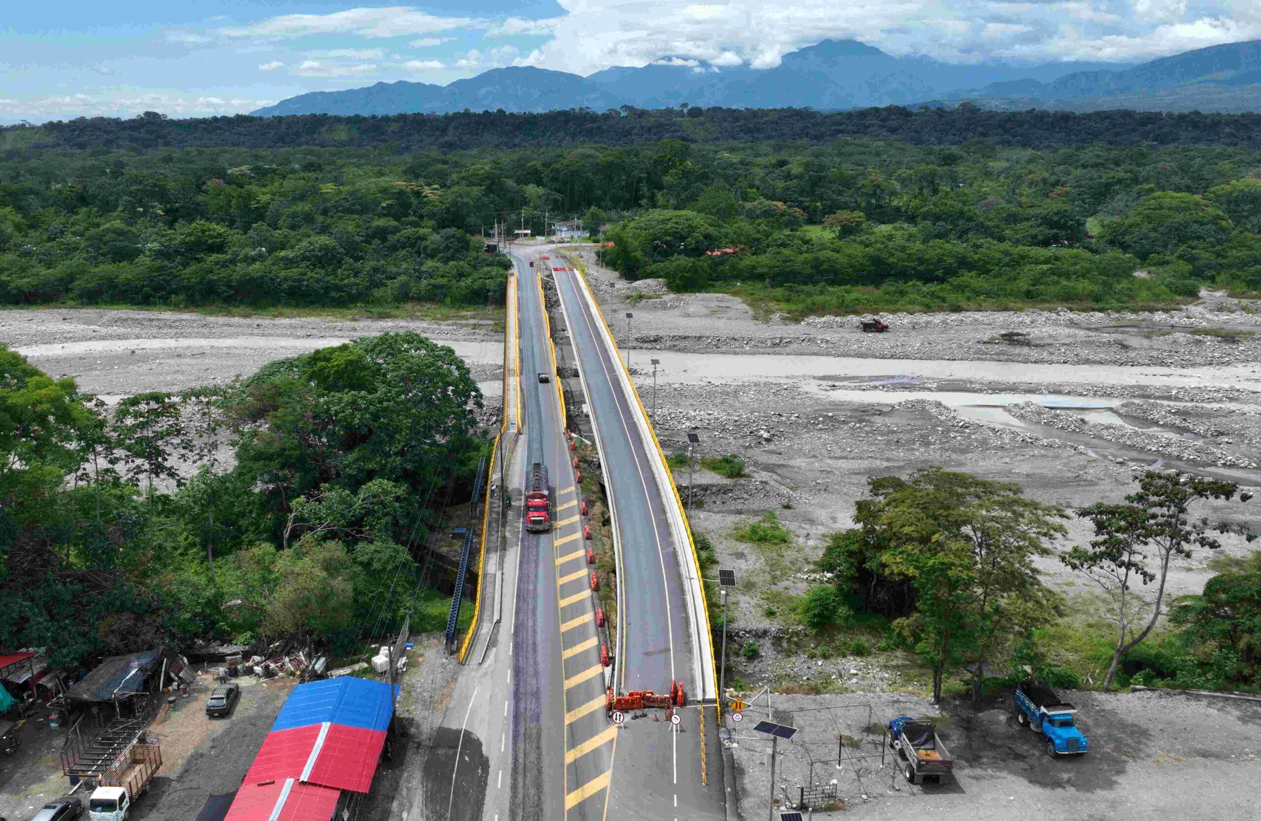 puente departamento del Meta concesión vial