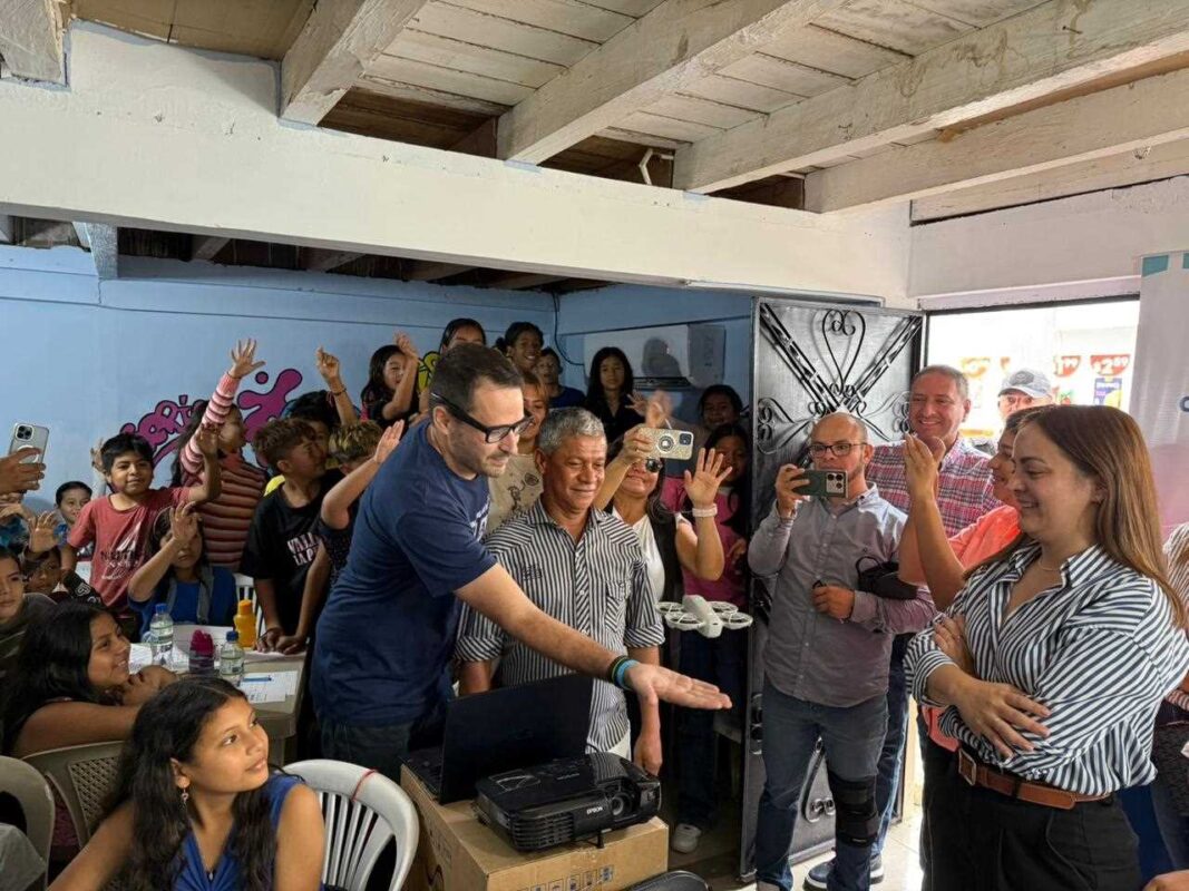 Todos Podemos Ayudar innovación Felipe Betancur
