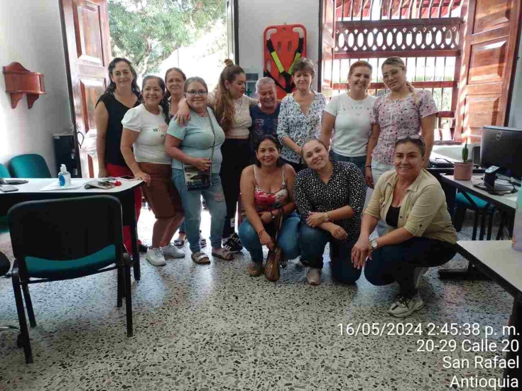 líderes sociales curso participación ciudadana