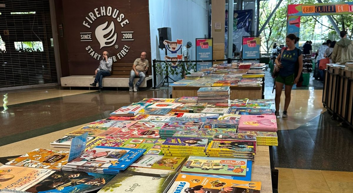 Hasta el 10 de febrero, Gran Outlet de Libros en Medellín
