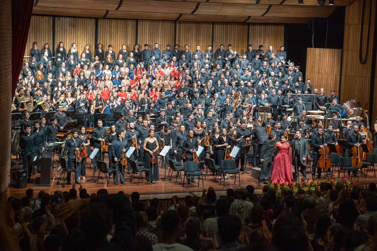 Carmina Burana en una cantata con 300 artistas en escena
