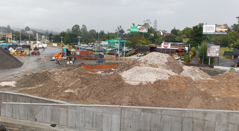 Llanogrande-Guarne por el intercambio, muy cerca