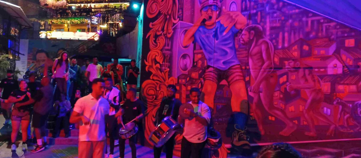 música baile callejero graffiti comuna 13