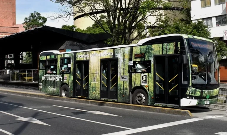 Líneas 1 y 2 de Metroplús operan con normalidad