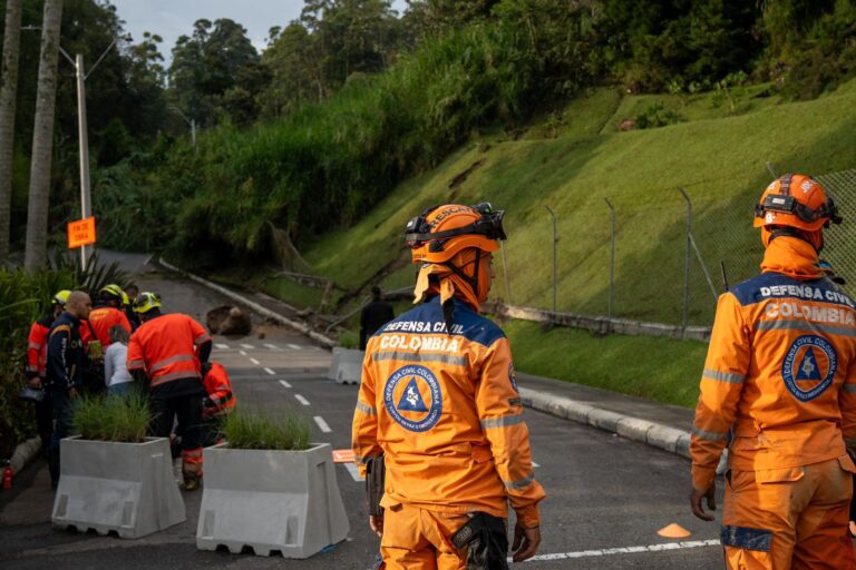 Cierran tramo de vía Los Balsos por deslizamiento