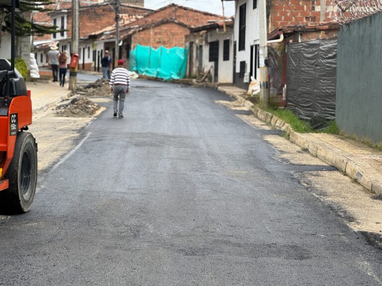 Marinilla modernizó redes de acueducto y alcantarillado en siete sectores del municipio